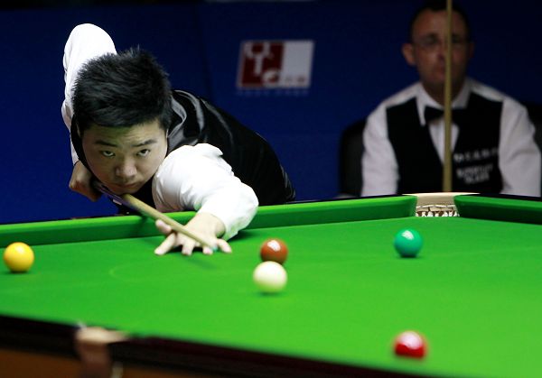 间的质疑声 间的质疑声