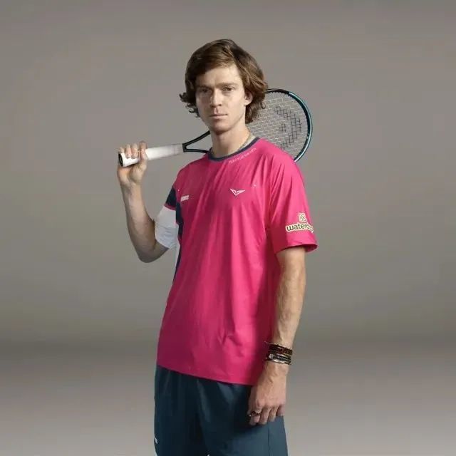 波防守的前 波防守的前